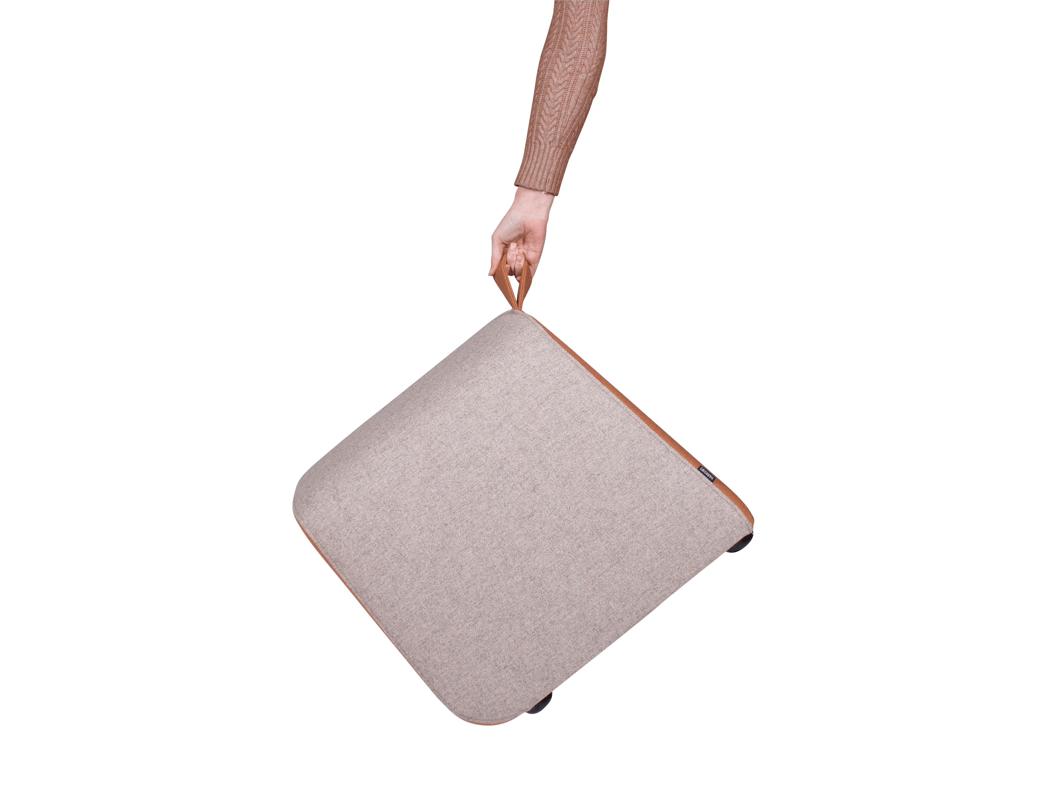 OC Saddle Ottoman held